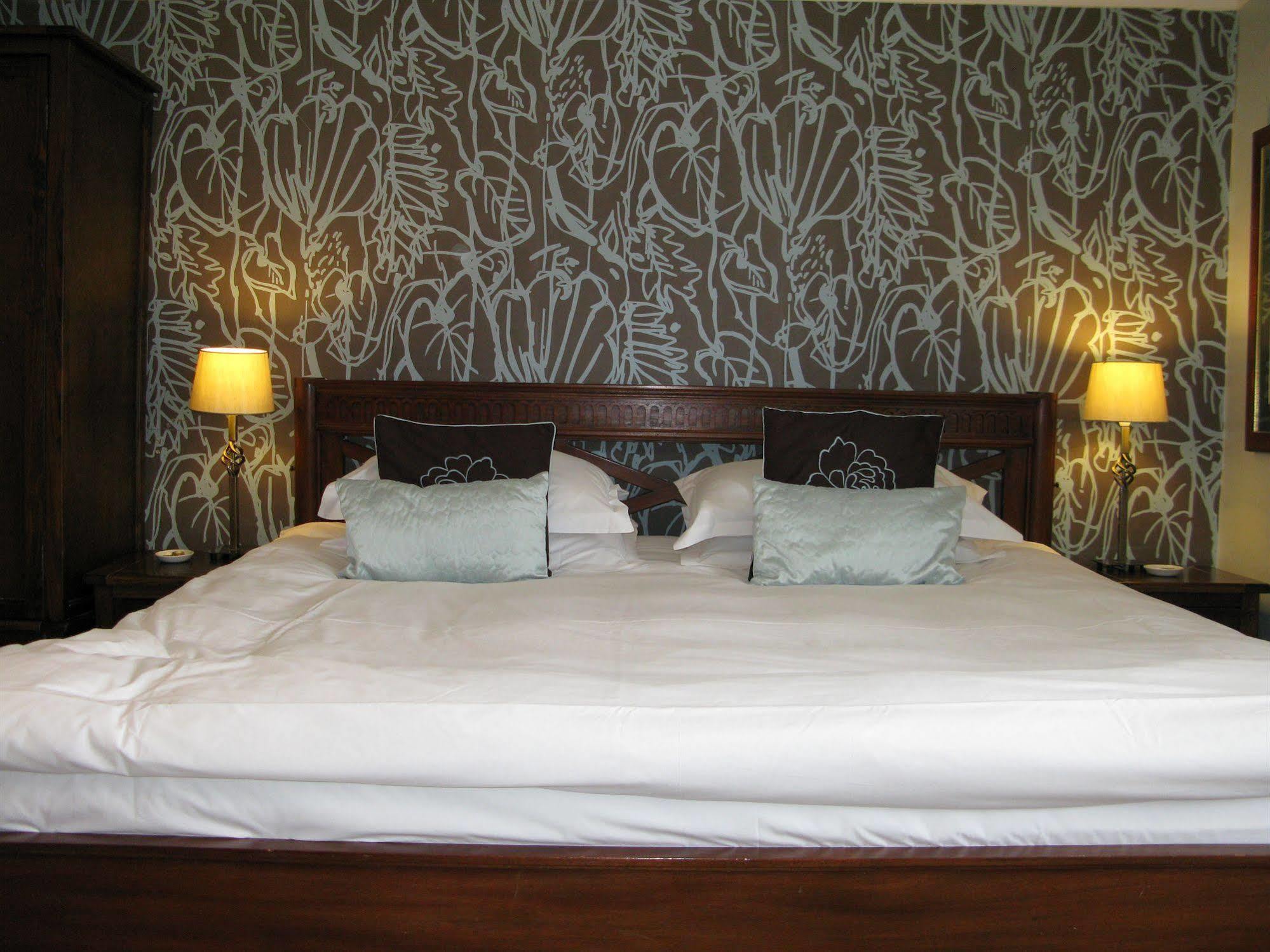 Oyo Lifestyle Hotel Sea Breeze 布赖顿 外观 照片