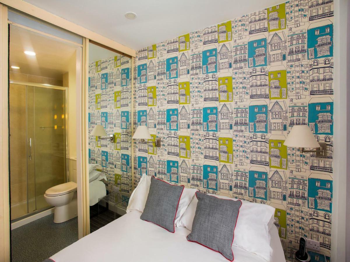 Oyo Lifestyle Hotel Sea Breeze 布赖顿 外观 照片